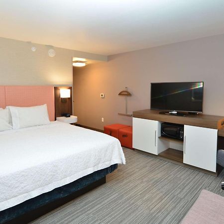 Hampton Inn & Suites Menomonie-Uw Stout Zewnętrze zdjęcie