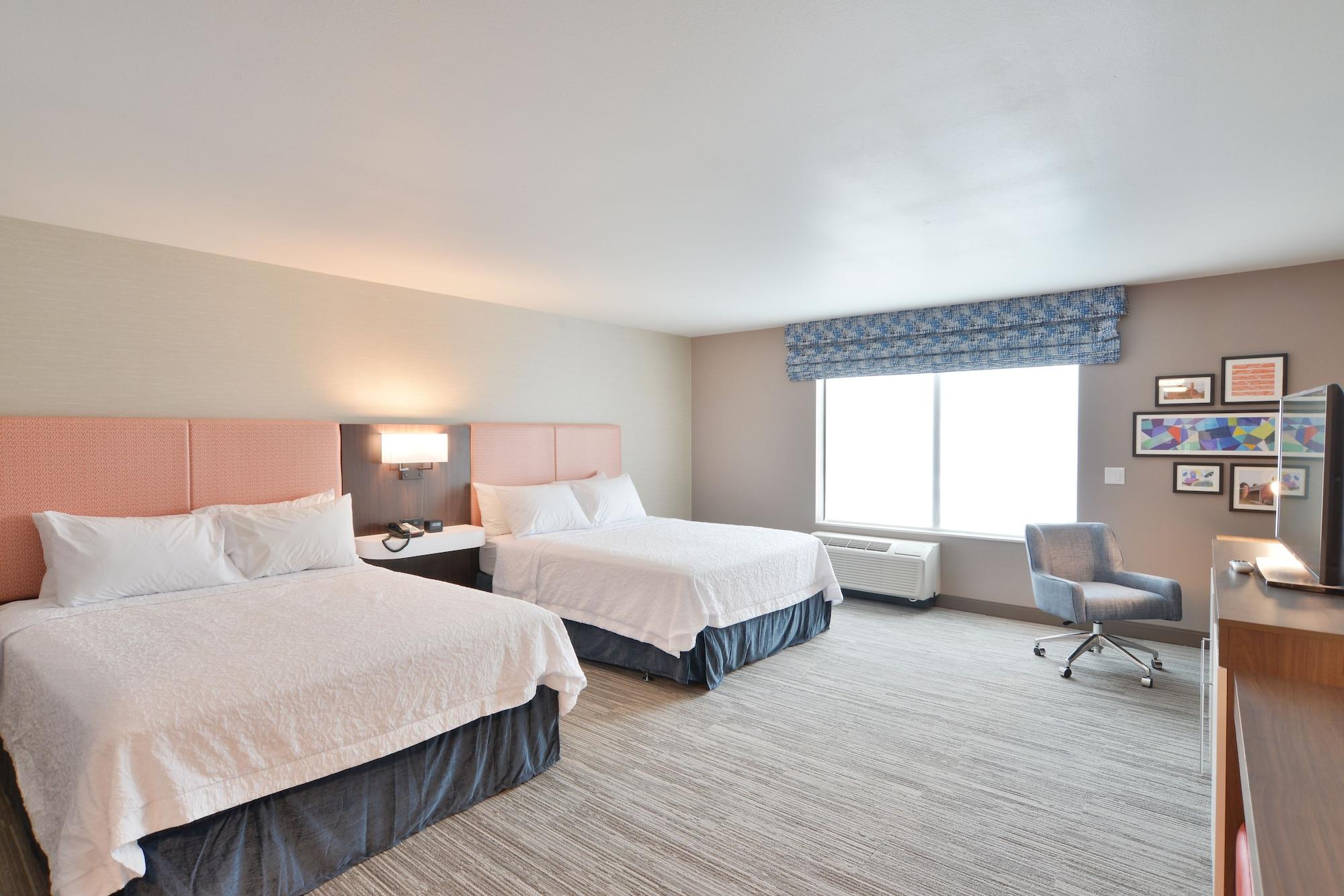 Hampton Inn & Suites Menomonie-Uw Stout Zewnętrze zdjęcie