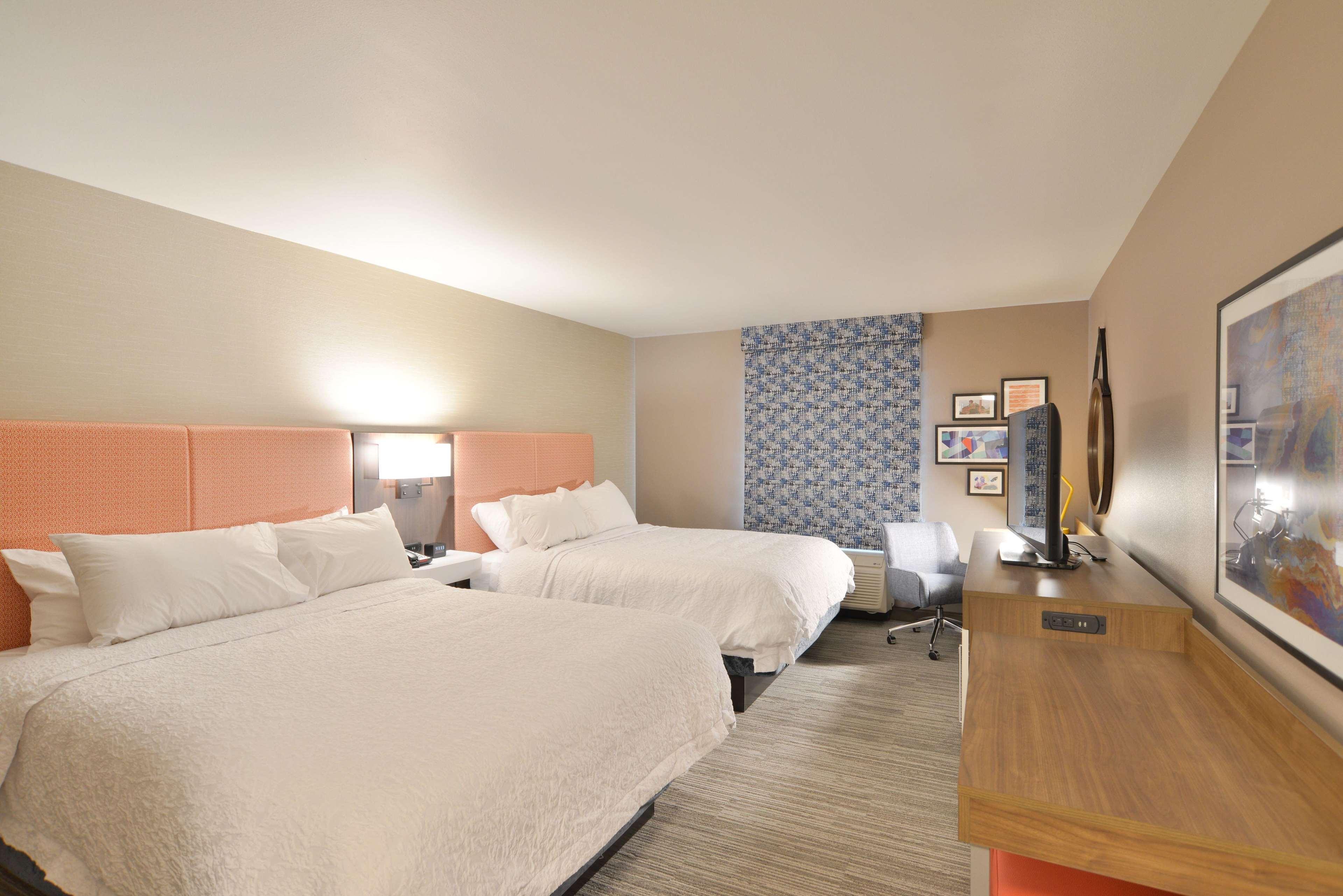 Hampton Inn & Suites Menomonie-Uw Stout Zewnętrze zdjęcie