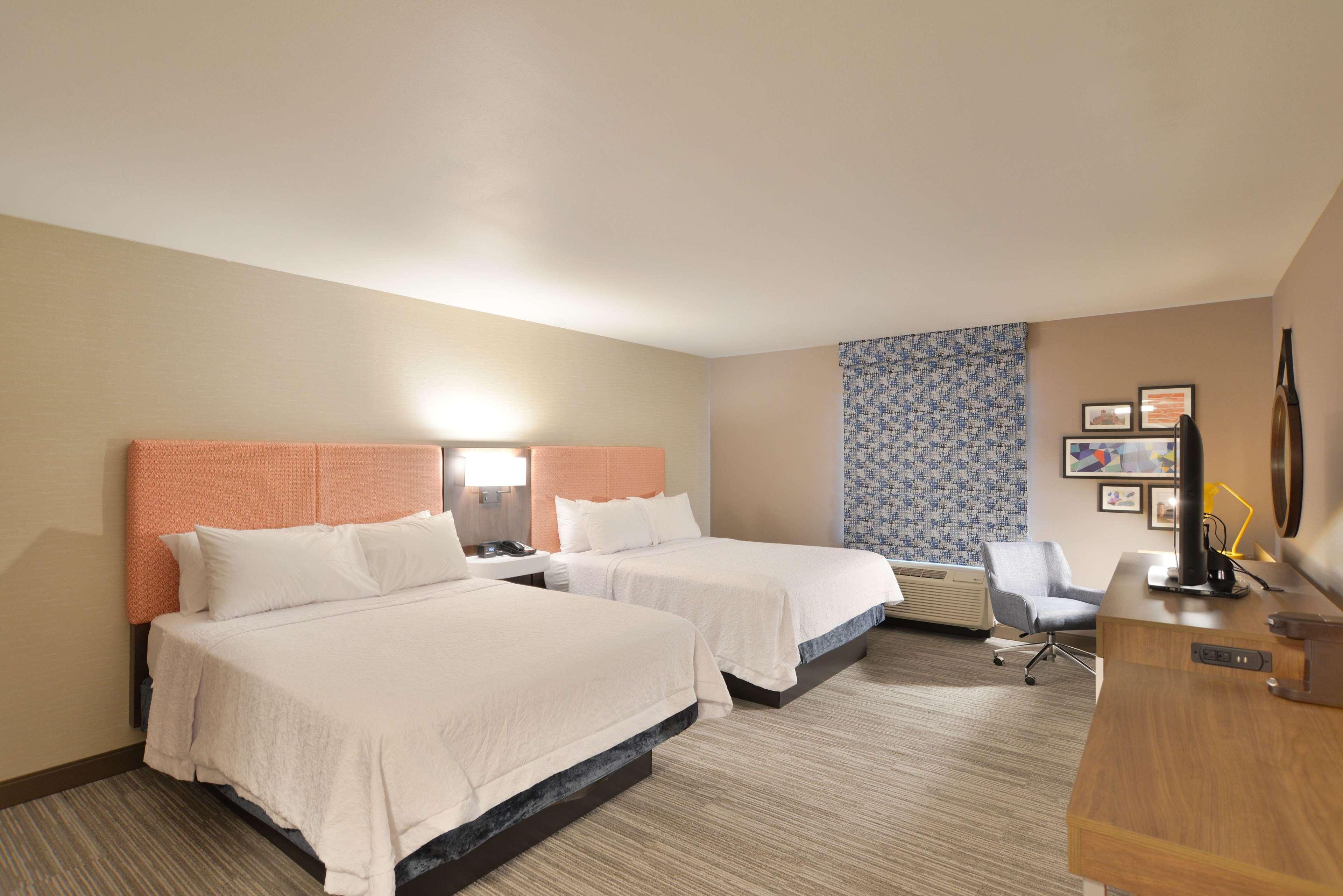 Hampton Inn & Suites Menomonie-Uw Stout Zewnętrze zdjęcie